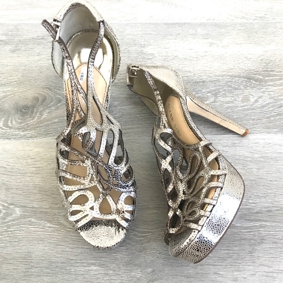 Gianni Bini Shoes - Gianni Bini gold champagne heels sandals